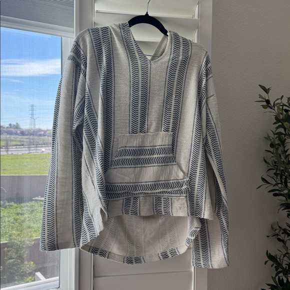 Billabong Tops - Billabong Hooded Sweatshirt